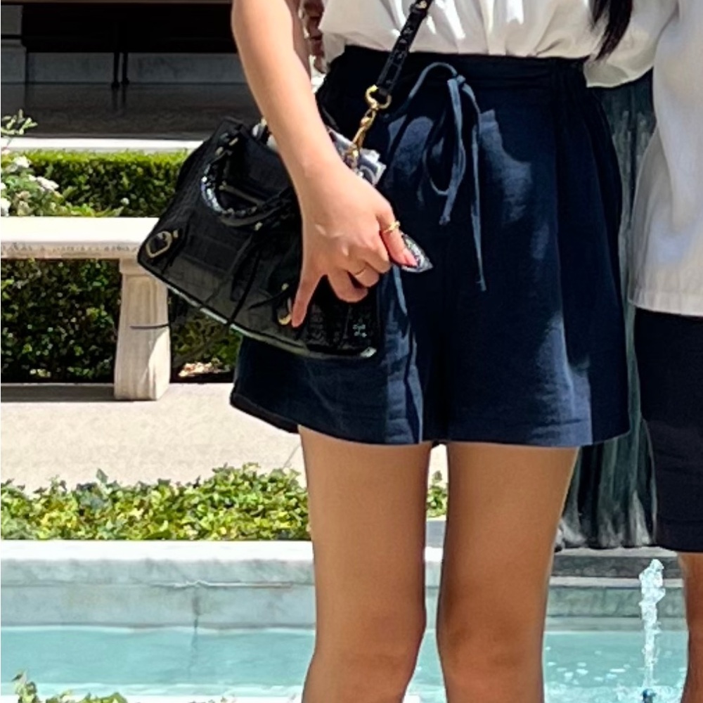 Linen short